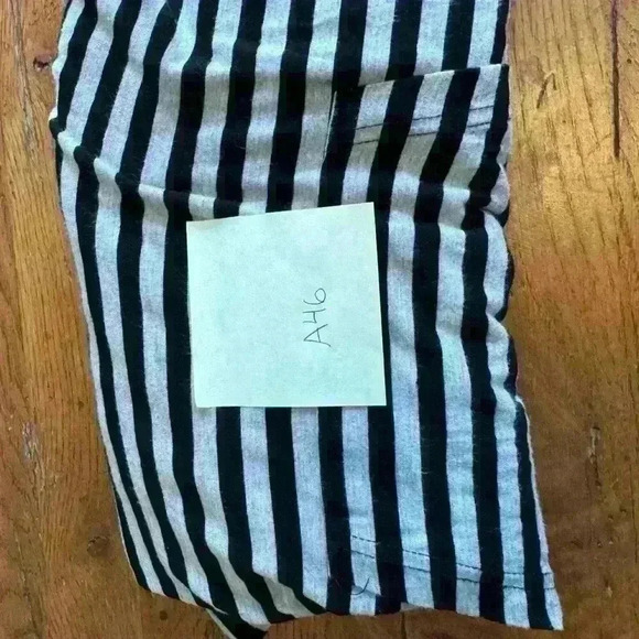 Andrea Jovine women’s pullover cowl neck cardigan baggy stripes size Medium - Picture 11 of 11